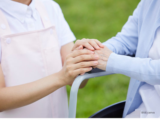 Pflege frühzeitig kümmern: Webinar mit Pflegeexpertin bei insiemeKI